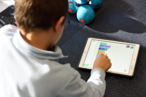 coding and 折磨尿奴吸水球憋尿走绳ming for kids
