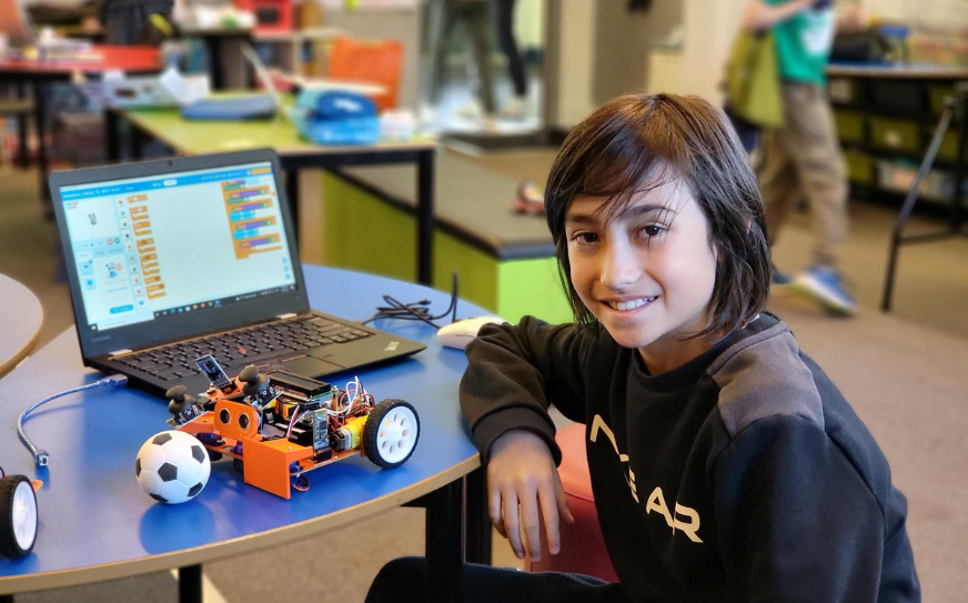久久爱 Global coding camp Australia